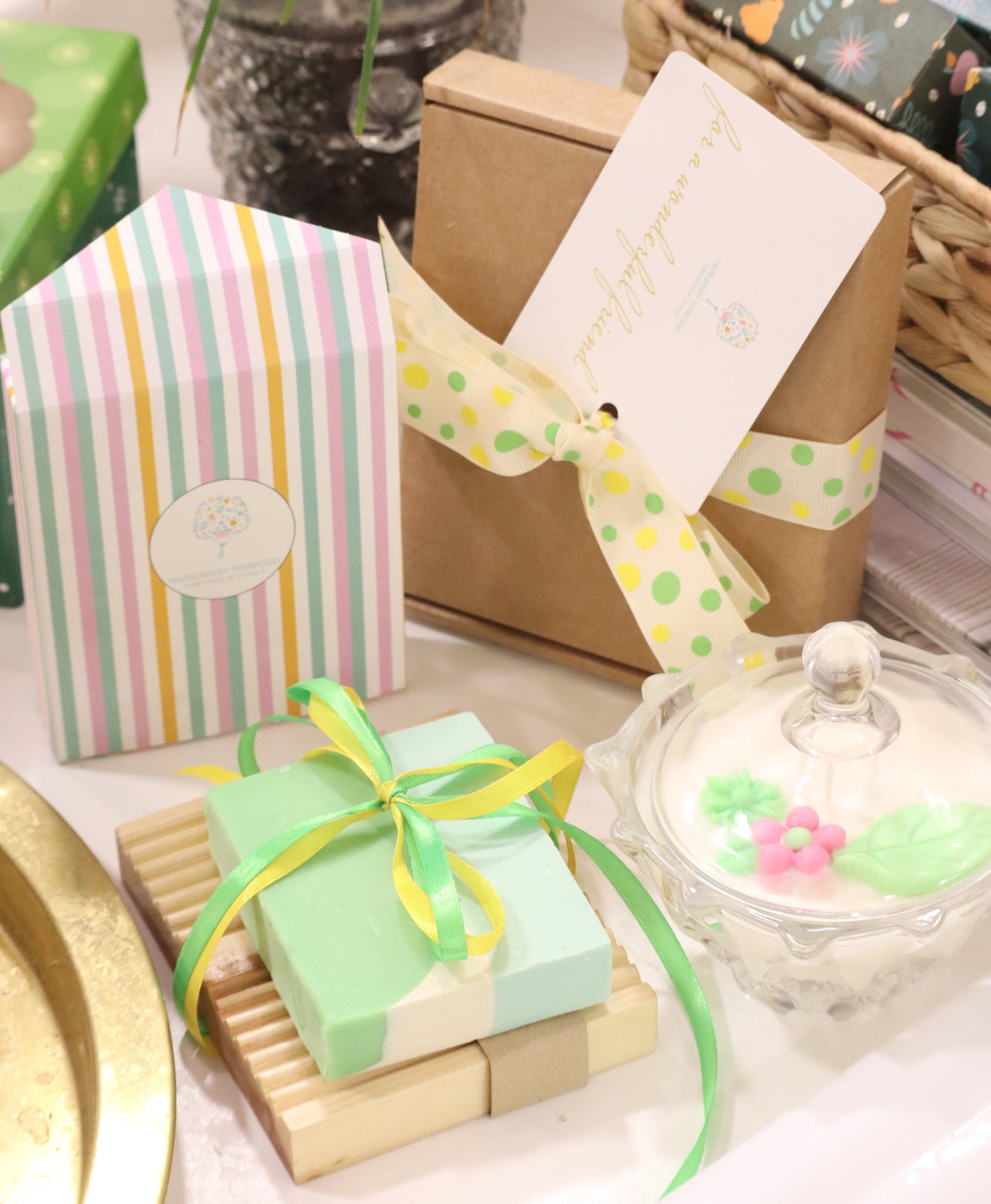 Aloe Vera Soap and Pretty Soy-Beeswax Candle Gift Set